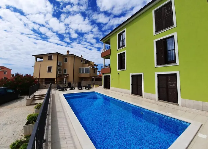 Apartment Smaragdna Villa Yourcroatiaholiday Premantura